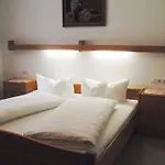 Haus Jehle Guest house Lech am Arlberg