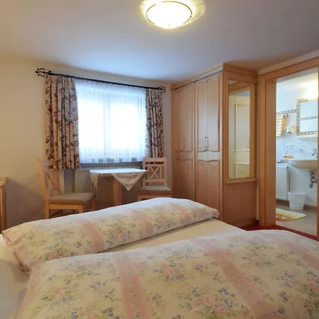 Haus Jehle Guest house 3*